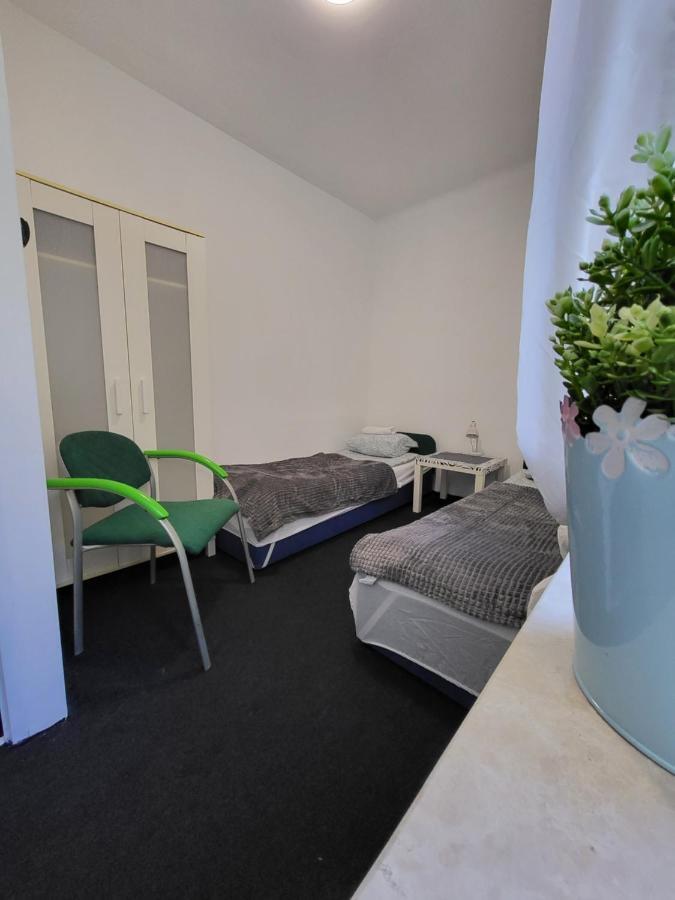 Charmed Homestay - Zaczarowany วอร์ซอ ภายนอก รูปภาพ