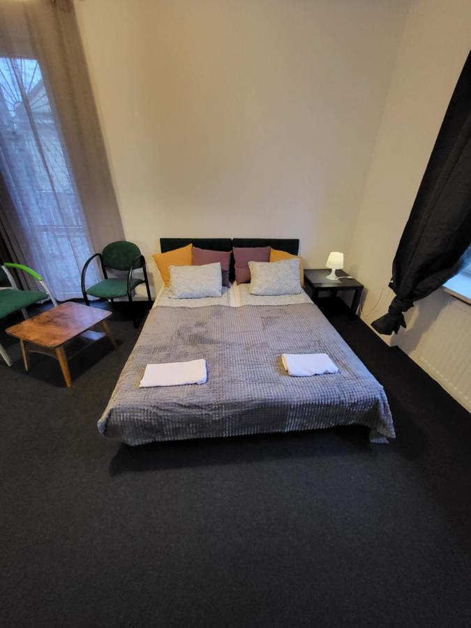 Charmed Homestay - Zaczarowany วอร์ซอ ภายนอก รูปภาพ