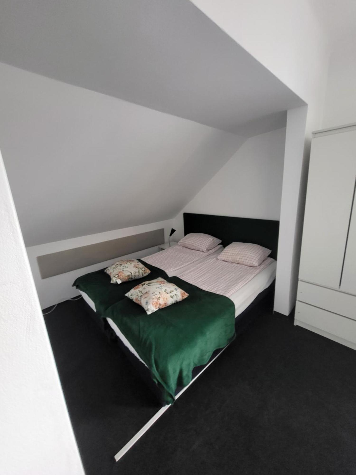 Charmed Homestay - Zaczarowany วอร์ซอ ภายนอก รูปภาพ